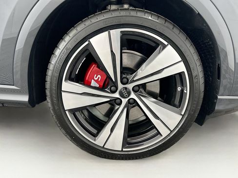New 2025 Audi SQ5 Premium Plus image 32