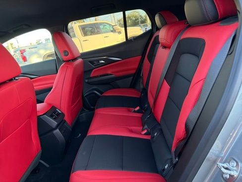 New 2026 Chevrolet Equinox EV RS image 21