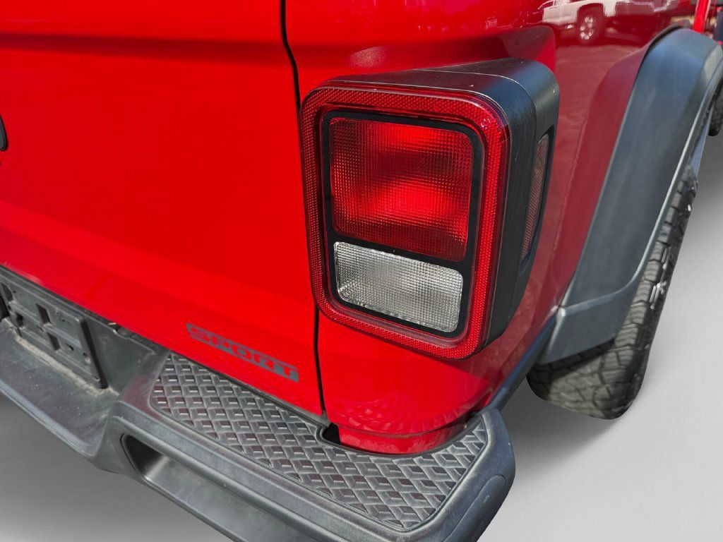 Used 2020 Jeep Gladiator Sport w/ Quick Order Package 24S AWD/4WD image 19