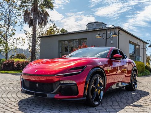 Used 2023 Ferrari Purosangue AWD/4WD image 30