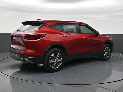 Used 2024 Chevrolet Blazer LT FWD image 5