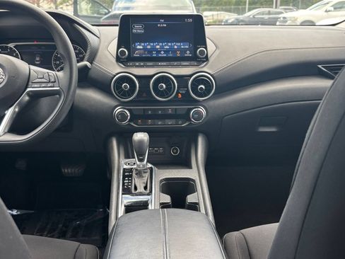 Used 2025 Nissan Sentra SV FWD image 16