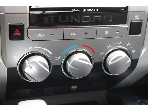 Used 2018 Toyota Tundra SR5 w/ SR5 Upgrade Package RWD image 28