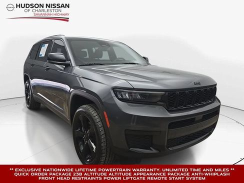 Used 2023 Jeep Grand Cherokee L Laredo AWD/4WD image 1