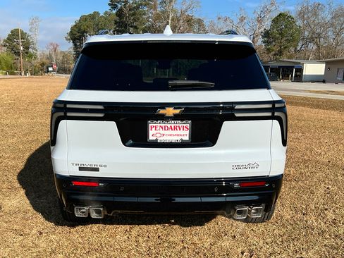New 2026 Chevrolet Traverse High Country FWD image 30