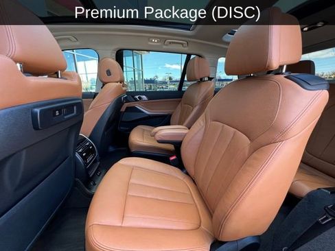 Used 2021 BMW X7 xDrive40i w/ Premium Package image 5
