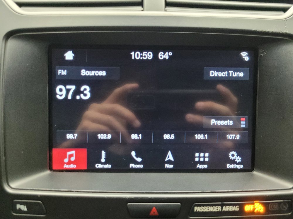 Used 2018 Ford Explorer XLT w/ Equipment Group 202A FWD image 25