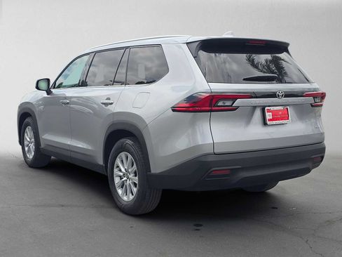 Certified 2026 Toyota Grand Highlander FWD image 5