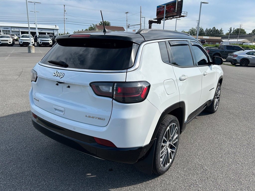 Certified 2023 Jeep Compass Limited w/ Elite Group AWD/4WD image 5