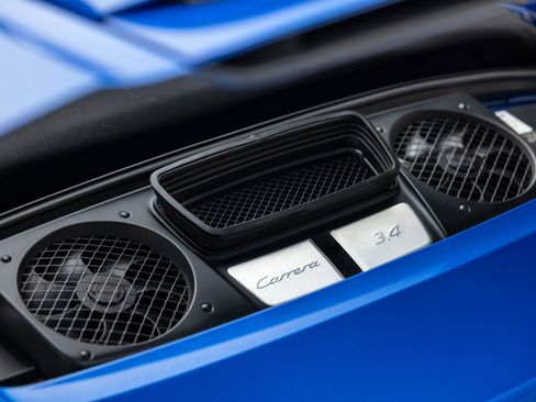 Used 2014 Porsche 911 Carrera image 19