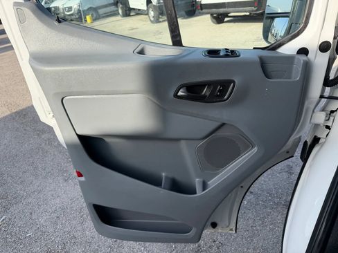 Used 2017 Ford Transit 350 XL RWD image 12