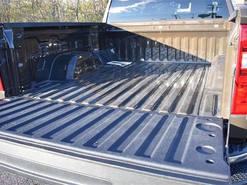 Certified 2023 Chevrolet Silverado 1500 LT image 18