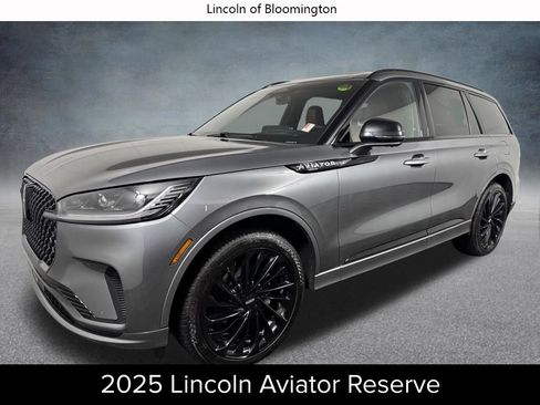 Used 2025 Lincoln Aviator Reserve w/ Jet Appearance Package AWD/4WD image 1
