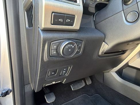Used 2018 Ford F250 Platinum w/ Platinum Ultimate Package AWD/4WD image 14