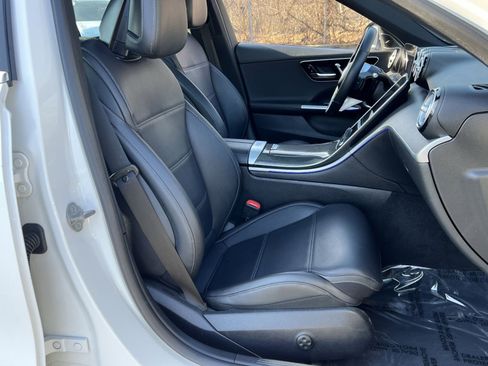 Used 2022 Mercedes-Benz C 300 4MATIC Sedan image 25