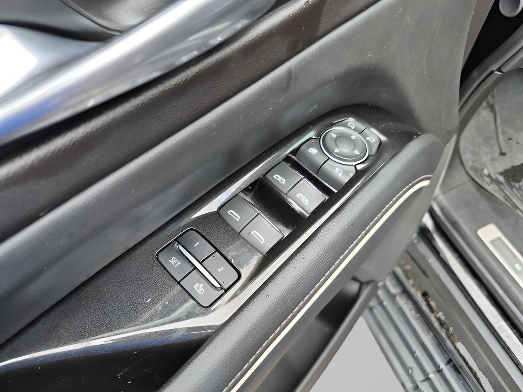Used 2023 Cadillac Escalade Sport w/ Touring Package AWD/4WD image 24