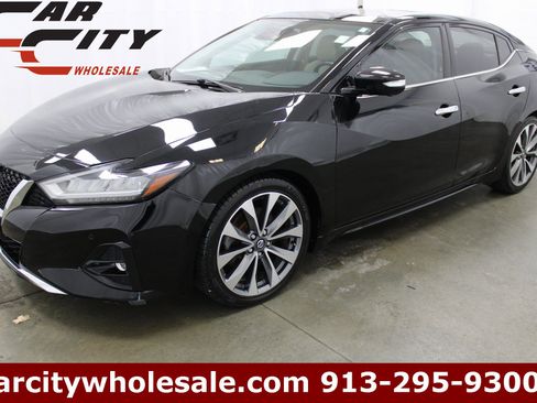 Used 2020 Nissan Maxima Platinum image 1