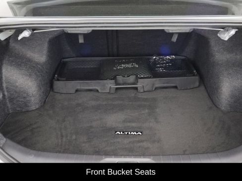 Used 2024 Nissan Altima 2.5 SR FWD image 10