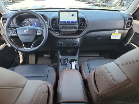 Certified 2023 Ford Bronco Sport Outer Banks AWD/4WD image 13
