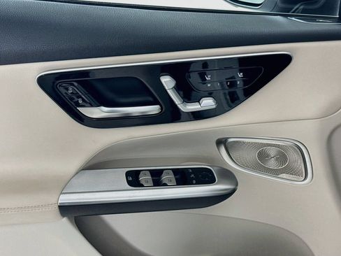 Certified 2026 Mercedes-Benz GLC 300 4MATIC image 19