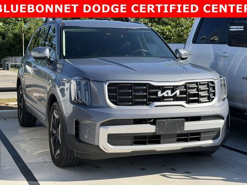 Used 2024 Kia Telluride S AWD/4WD image 13