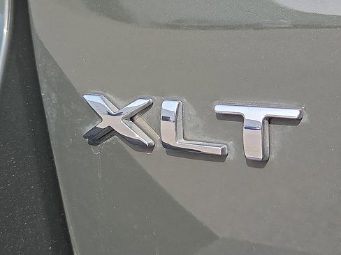 Certified 2023 Ford Expedition XLT AWD/4WD image 9