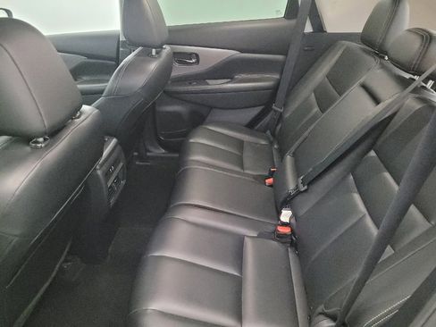 Used 2023 Nissan Murano SV image 18