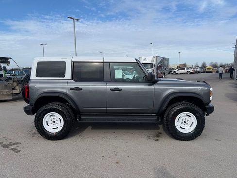 New 2025 Ford Bronco Heritage Edition image 34