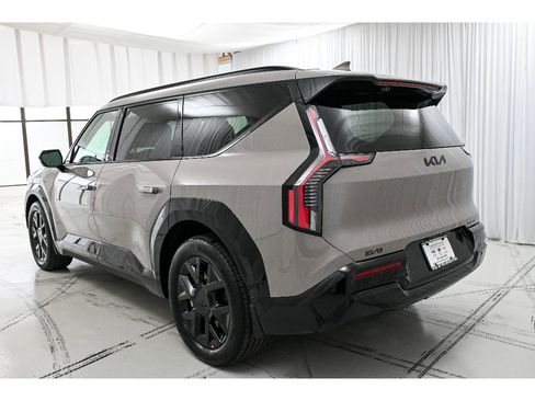 New 2026 Kia EV9 Land image 5