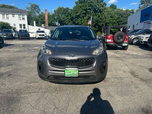 Used 2019 Kia Sportage LX FWD image 3