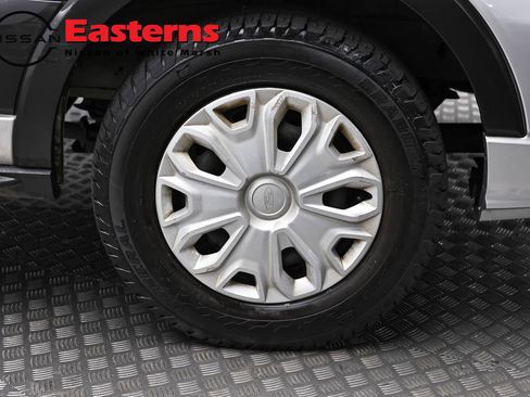 Used 2022 Ford Transit 350 XLT RWD image 29