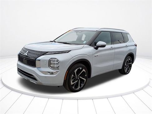 New 2025 Mitsubishi Outlander SEL image 8