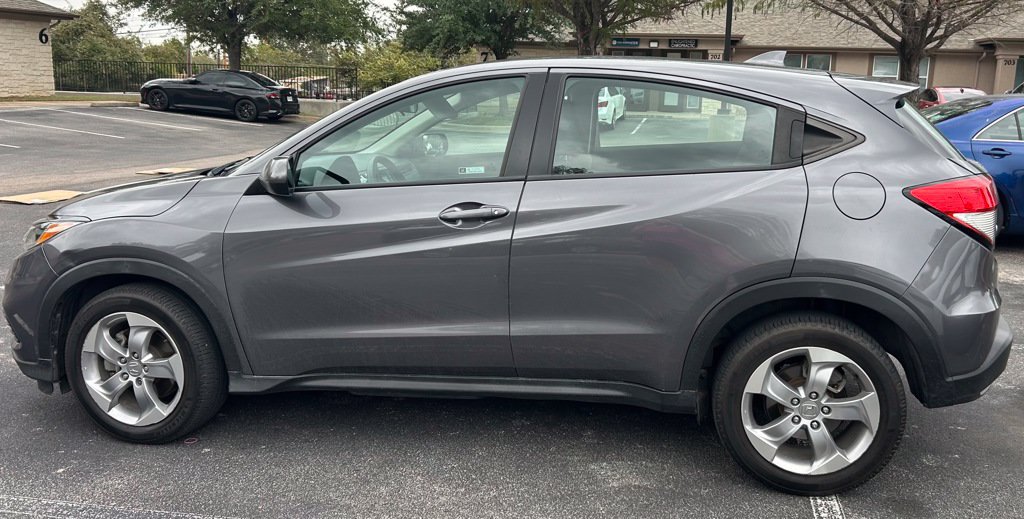 Used 2019 Honda HR-V LX image 15