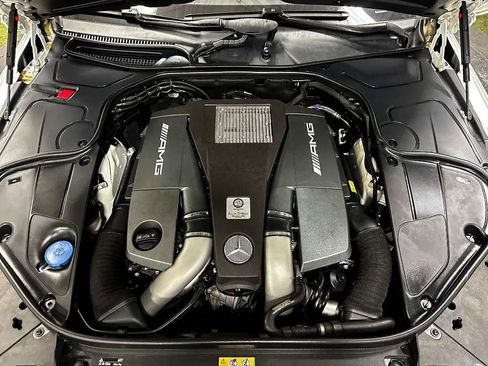 Used 2015 Mercedes-Benz S 63 AMG 4MATIC Sedan image 48