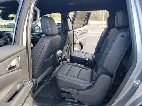 New 2026 Chevrolet Traverse LT w/ Midnight/Sport Edition image 33