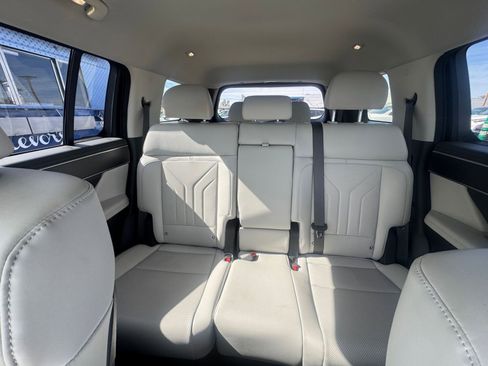 Used 2025 Hyundai Santa Fe SEL image 37