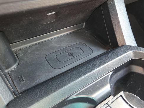 Used 2019 Toyota Tacoma TRD Sport AWD/4WD image 22