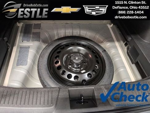 Used 2025 Chevrolet Trax LT w/ LT Convenience Package FWD image 22