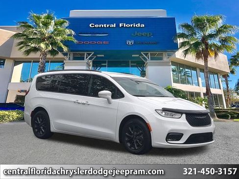 Used 2021 Chrysler Pacifica Touring-L w/ Premium & Safety Sphere Group FWD image 1