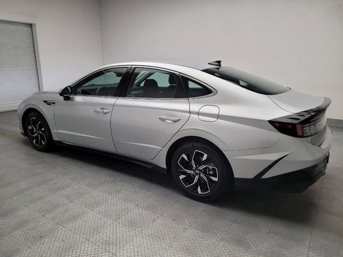 Used 2025 Hyundai Sonata SEL FWD image 3
