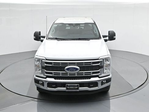 New 2026 Ford F250 XLT w/ F-250 >10K GVWR Package RWD image 29
