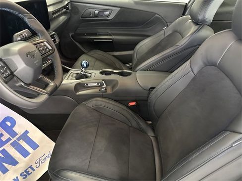 New 2025 Ford Mustang Dark Horse image 13