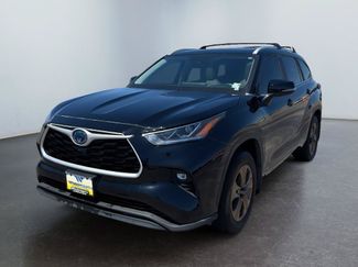 Used 2023 Toyota Highlander Bronze Edition AWD/4WD video 1