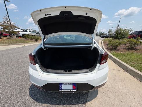 Used 2020 Hyundai Elantra Value Edition w/ Cargo Package (C1) FWD image 56