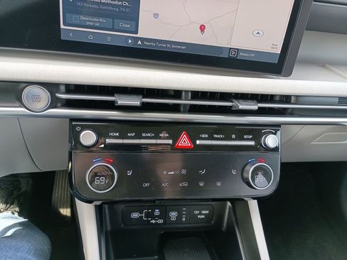 New 2025 Hyundai Tucson SEL image 25