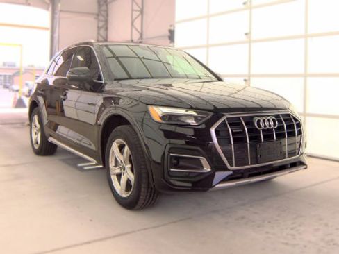 Used 2021 Audi Q5 2.0T Premium AWD/4WD image 3