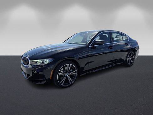 Certified 2024 BMW 330i Sedan w/ Convenience Package image 8