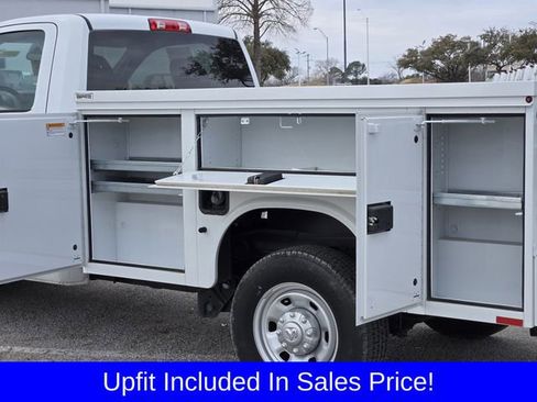 New 2024 RAM 2500 Tradesman image 23