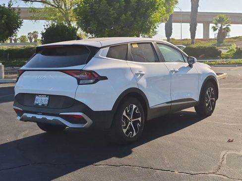 Used 2023 Kia Sportage EX FWD image 5
