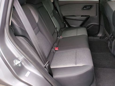 Used 2022 Nissan Rogue S AWD/4WD image 30